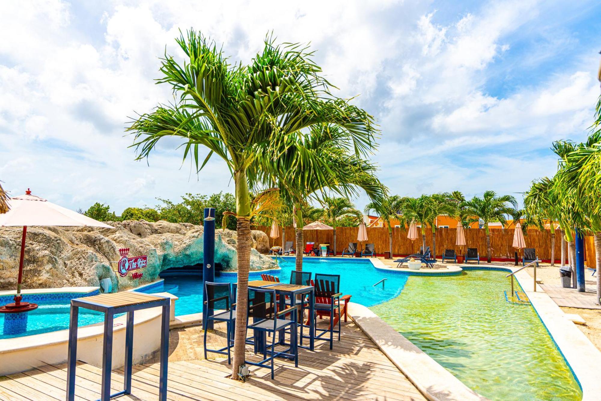 The Ritz Village (Adults Only) Willemstad Exteriör bild