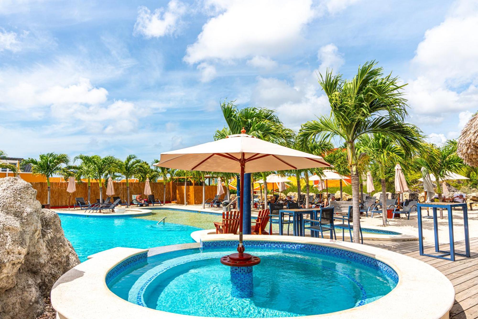 The Ritz Village (Adults Only) Willemstad Exteriör bild