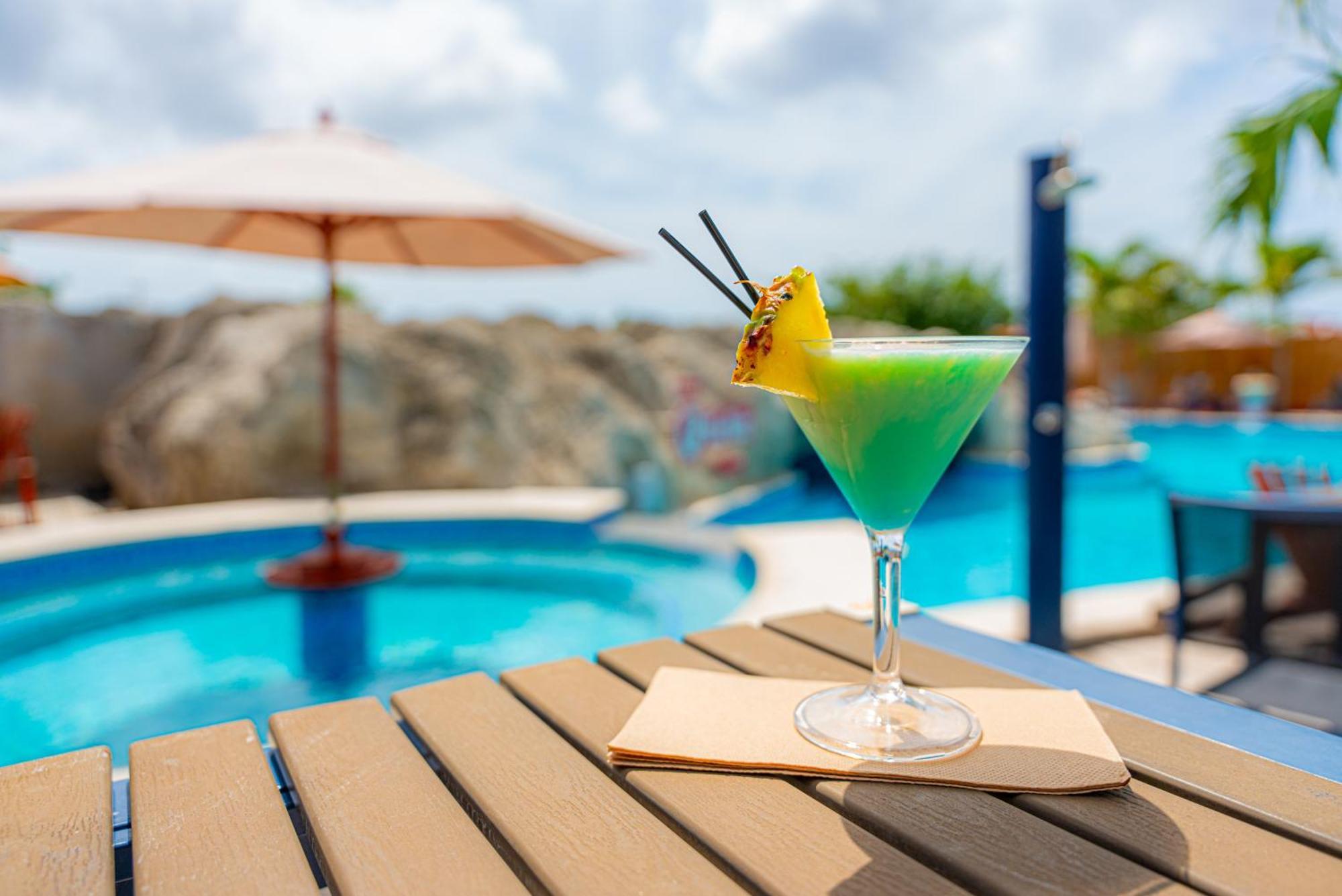 The Ritz Village (Adults Only) Willemstad Exteriör bild