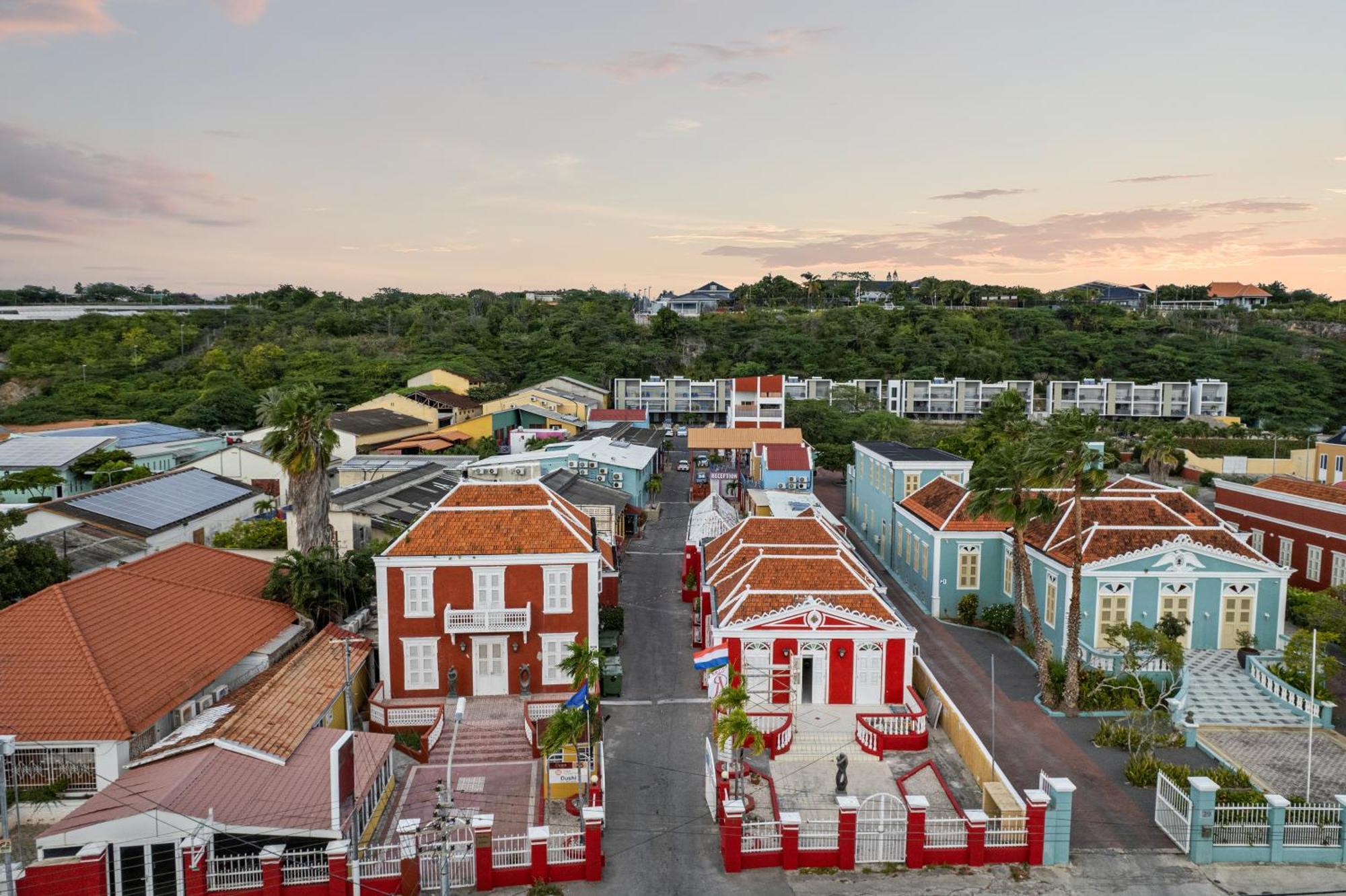 The Ritz Village (Adults Only) Willemstad Exteriör bild
