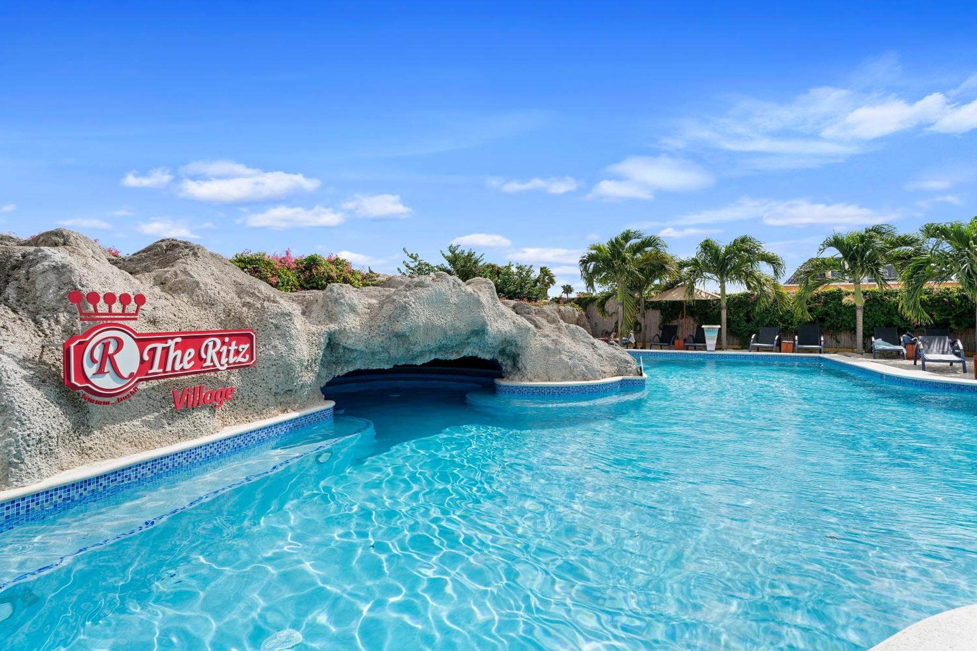 The Ritz Village (Adults Only) Willemstad Exteriör bild